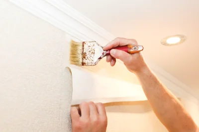 Pose de papier peint à Bressolles — revêtements muraux et toiles de verre